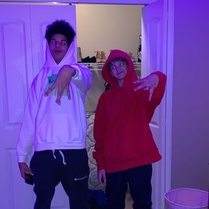 Meet your Posher, Hudson